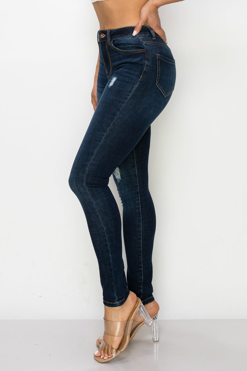 Scarlet - High Rise Destructed Skinny