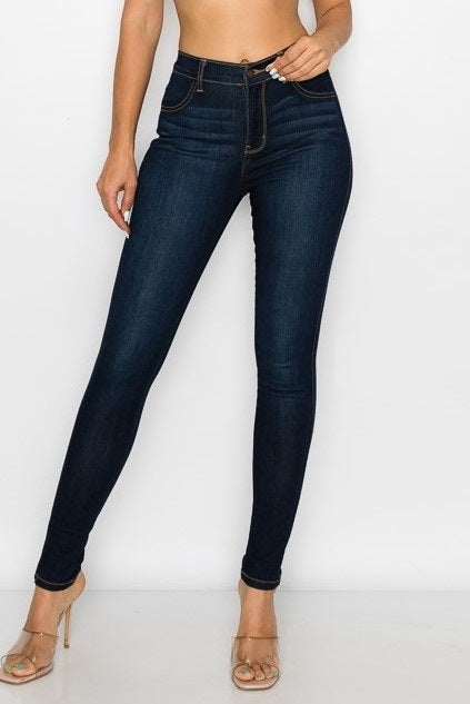 Molly - Classic High Rise Vintage Skinny
