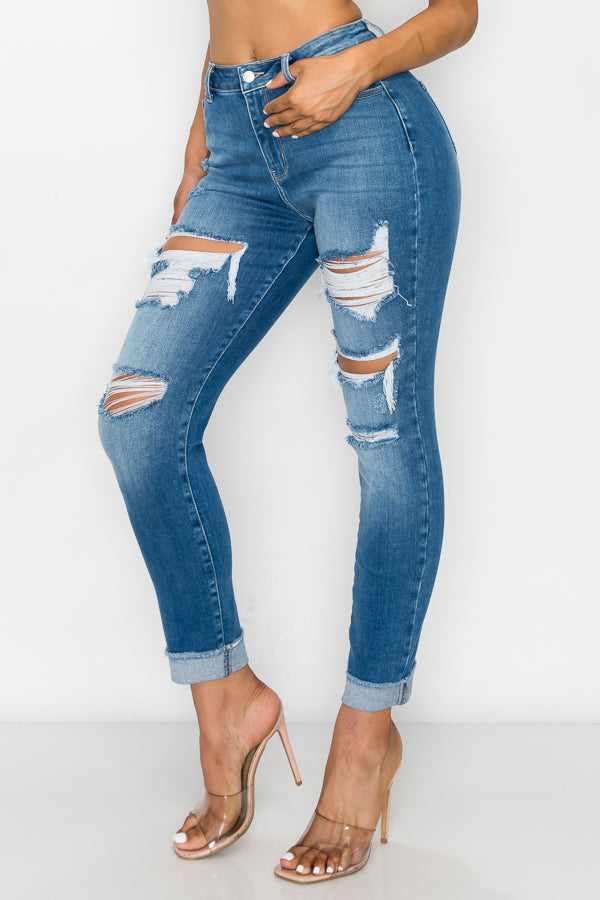 Amanda - High rise Destructed Relaxed Fit