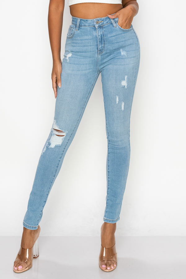 Gianna - High Rise Lightly Destructed Premium Skinny