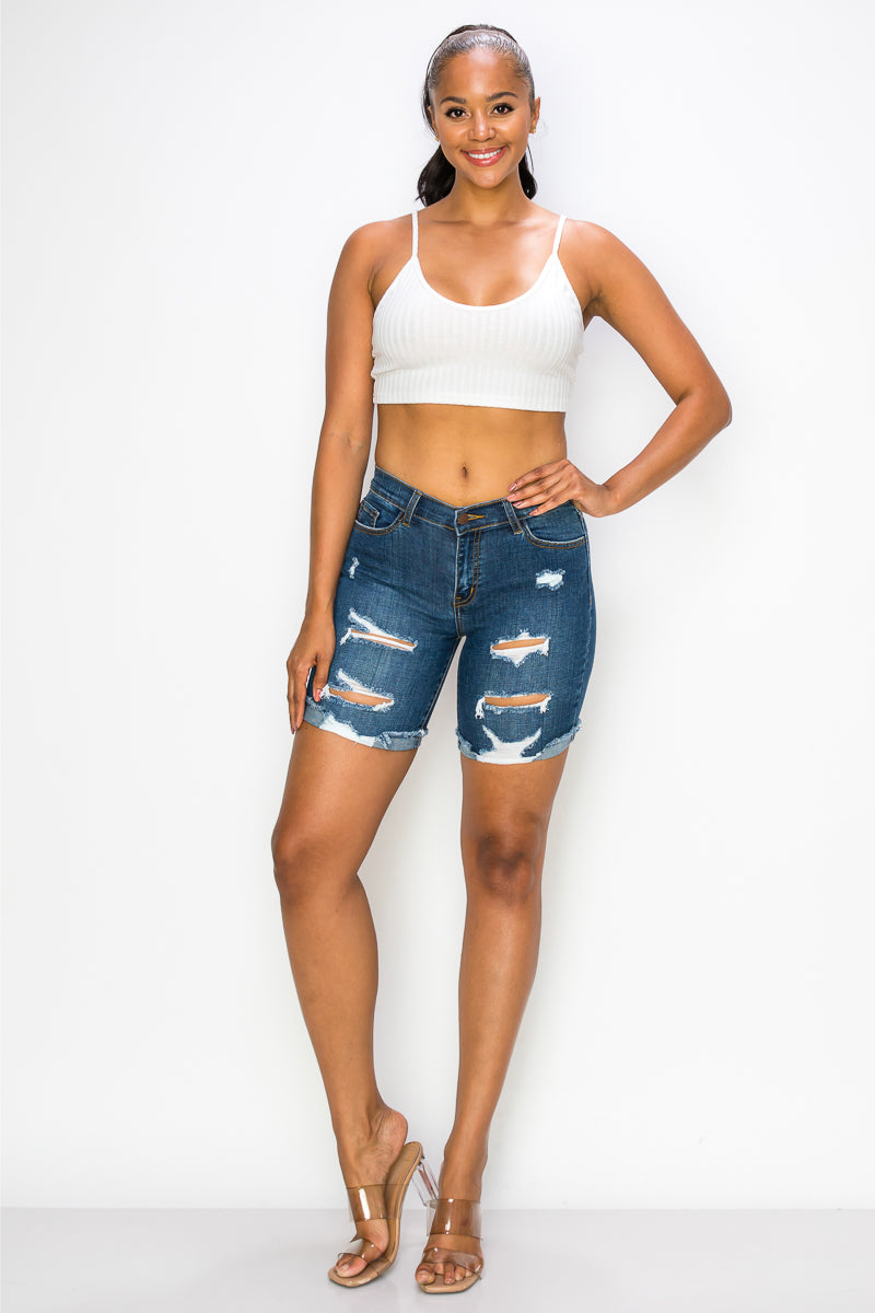 Hazel - Babban Rise da aka lalata Roll Fray Midi Shorts